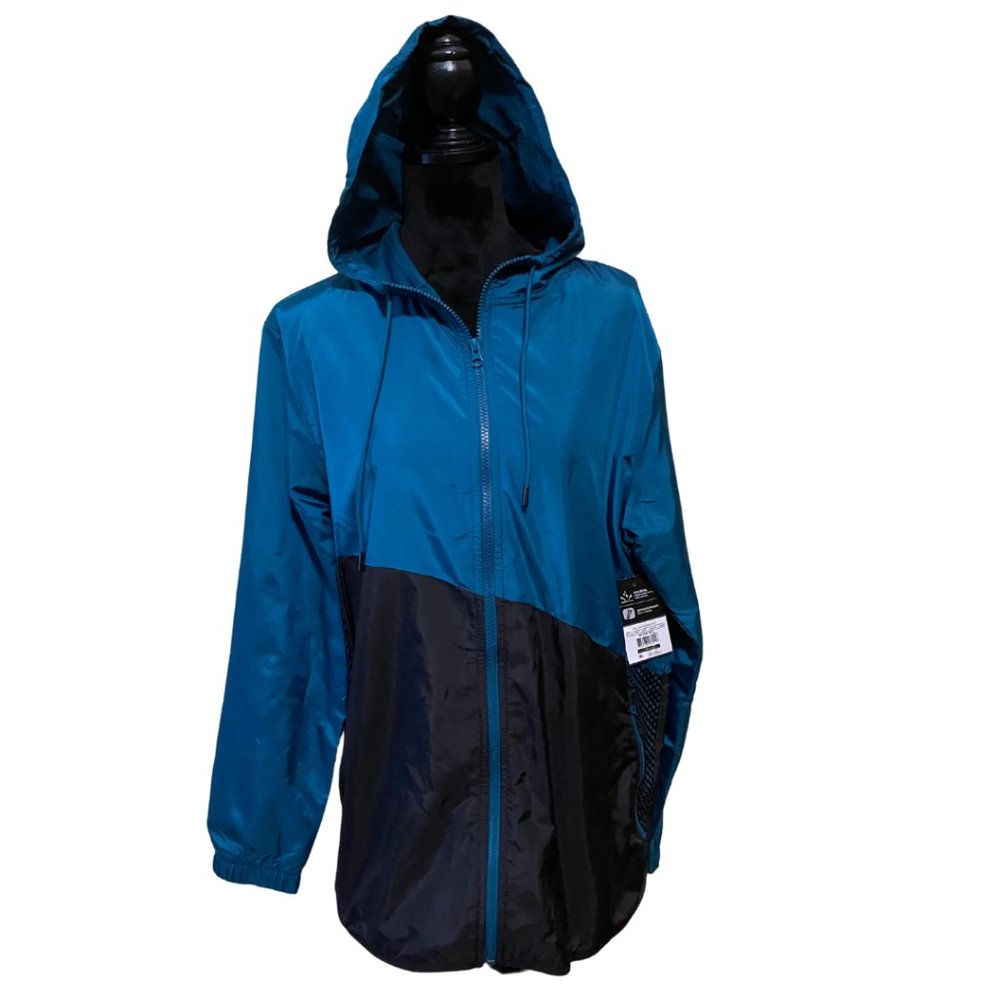 NWT Men’s Hooded Windbreaker